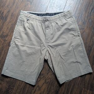 Voyager Nwot Mens Travel Shorts Size Large